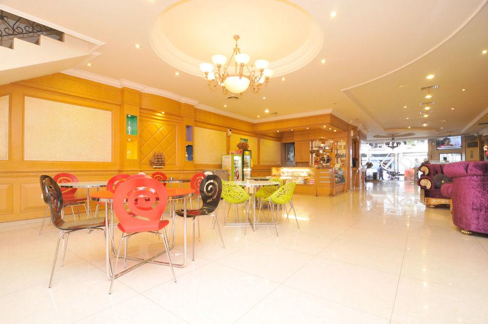 Hotel Maricaya Makassar Kültér fotó