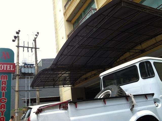Hotel Maricaya Makassar Kültér fotó